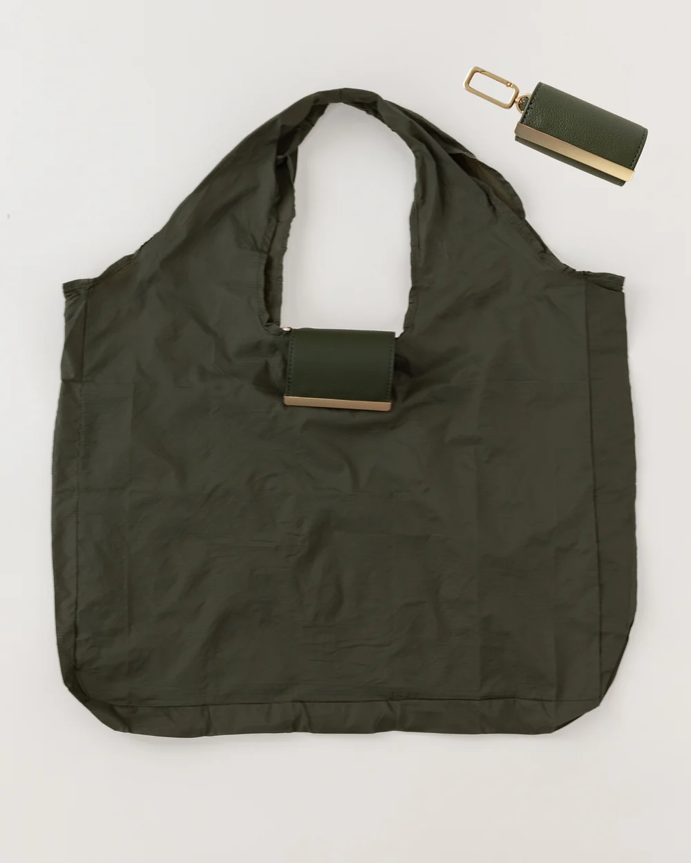 Llavero convertible en bolso de mano